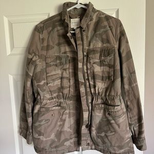 Fur lined camo jacket